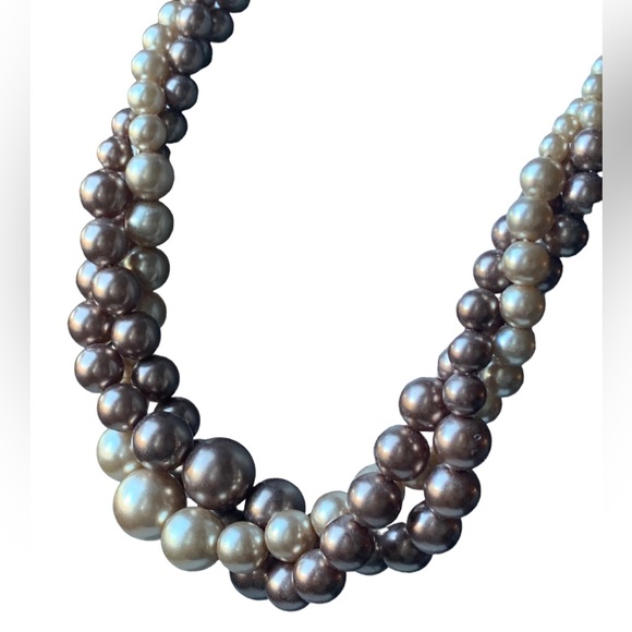 RMN Champagne Plum Lustrous Faux Pearl Triple Strand Women’s Necklace - Picture 2 of 7